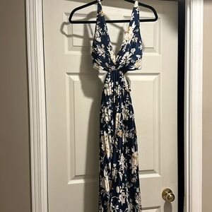 Abercrombie satin cut out dress in size ccs like new condition